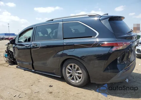 2021 Toyota Sienna Xle from USA, damaged, VIN 5TDYRKEC5MS002689